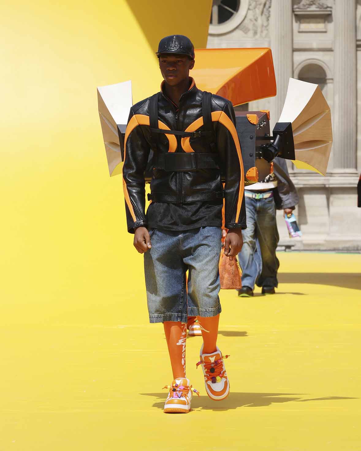 LOUIS VUITTON SPRING SUMMER 2023 MEN SHOW. Look 29