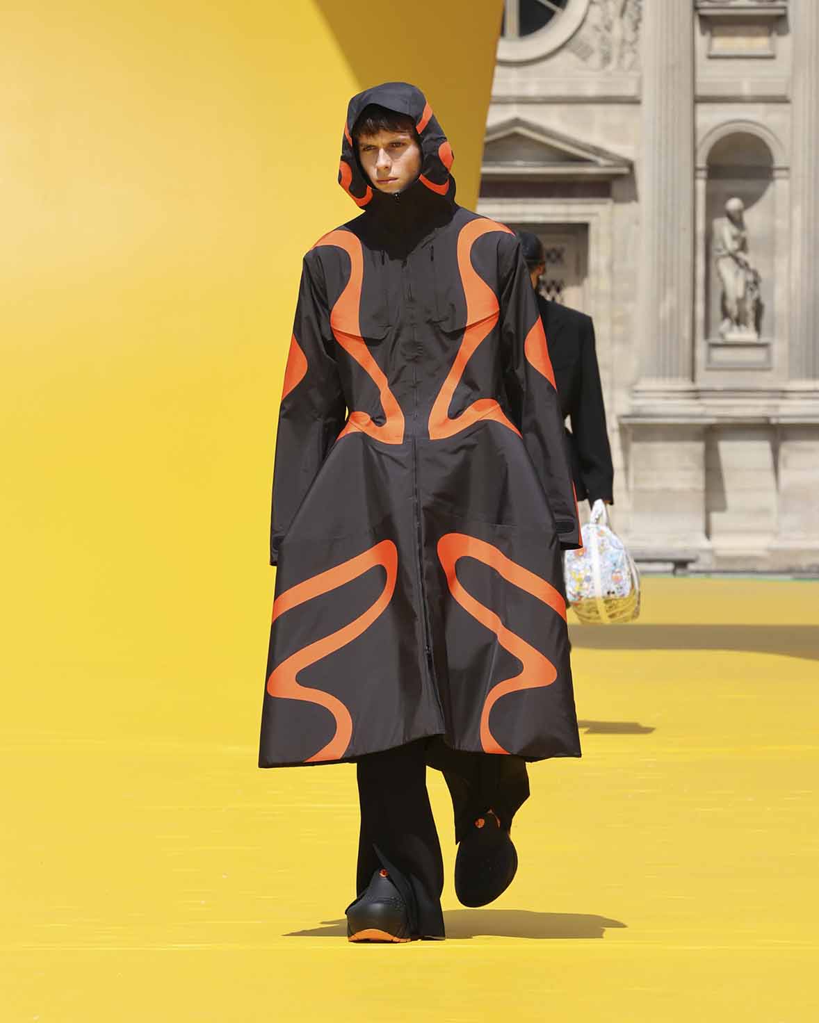 LOUIS VUITTON SPRING SUMMER 2023 MEN SHOW. Look 32