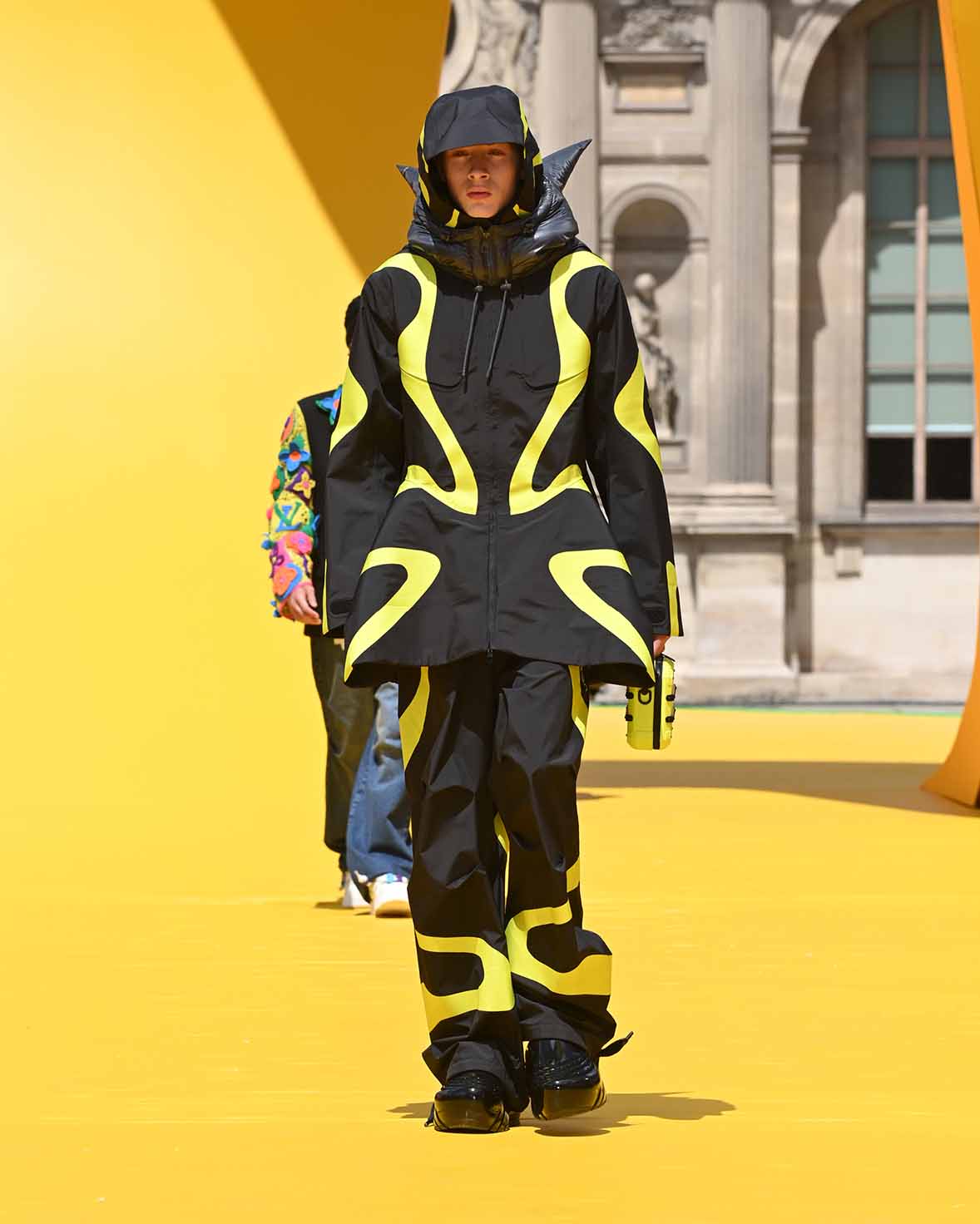 LOUIS VUITTON SPRING SUMMER 2023 MEN SHOW. Look 38