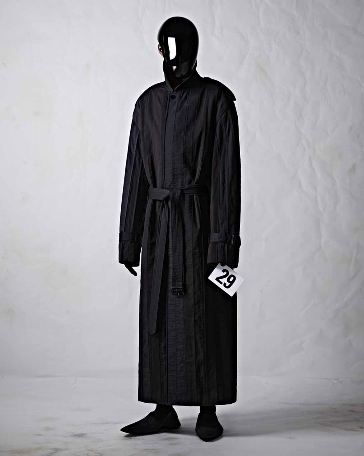 BALENCIAGA 51 COUTURE LOOK 29_TOMMY BLUE