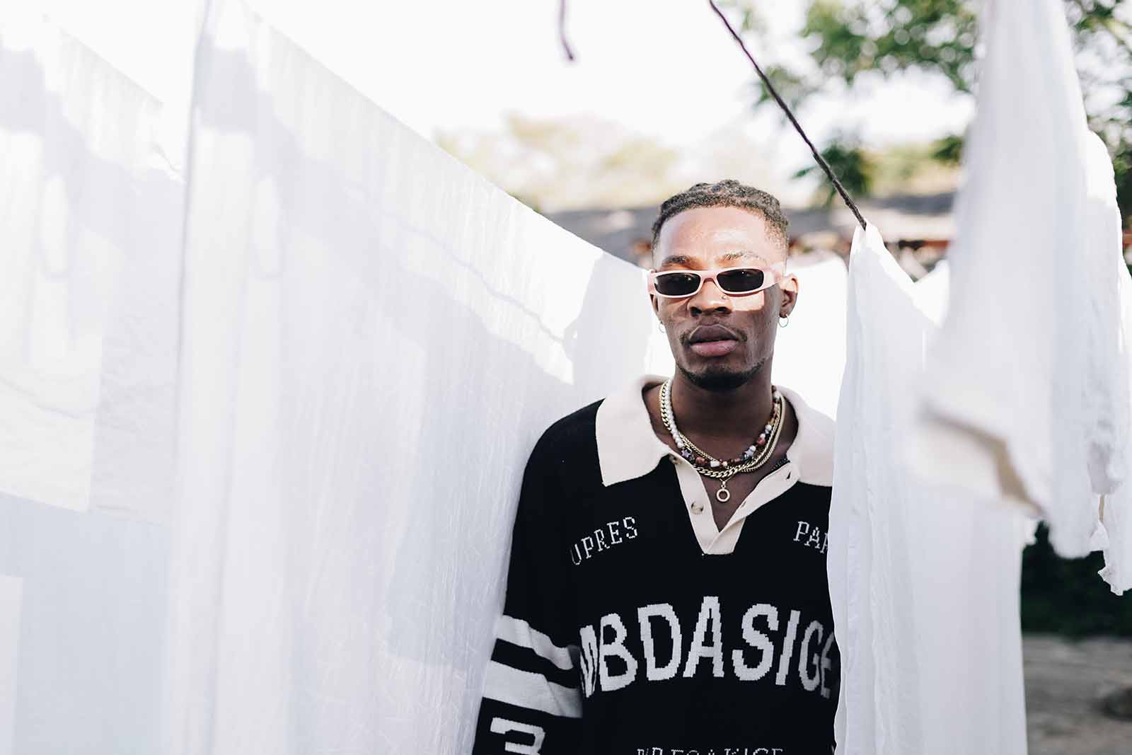 Oeboy Shares Single-contour-