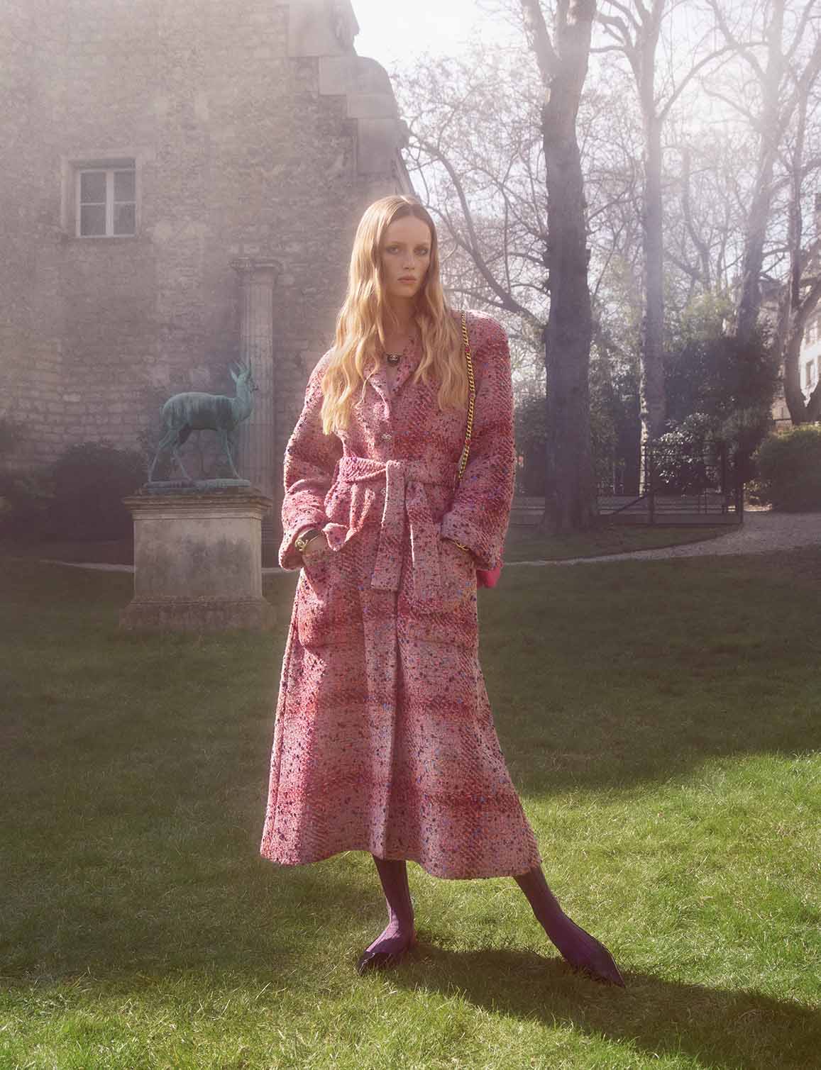 CHANEL Fall-Winter 2022/23 Ready-to-Wear collection campaign by Inez & Vinoodh.