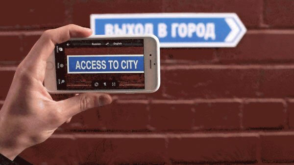 Google Translate instantly translating visual text