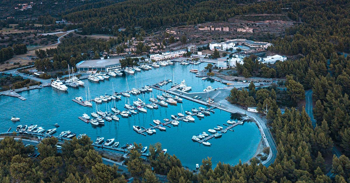 11 Best Liveaboard Marinas In The US | Life of Sailing