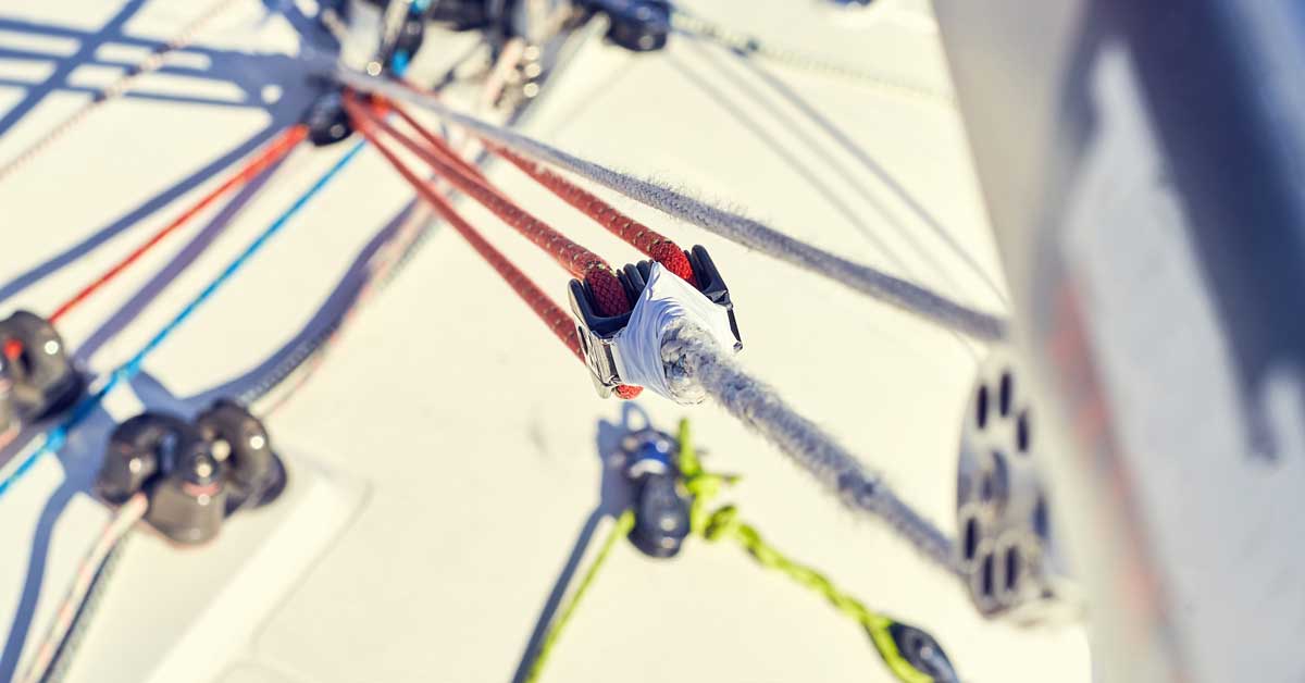 What is a Sailboat Boom Vang? Life of Sailing