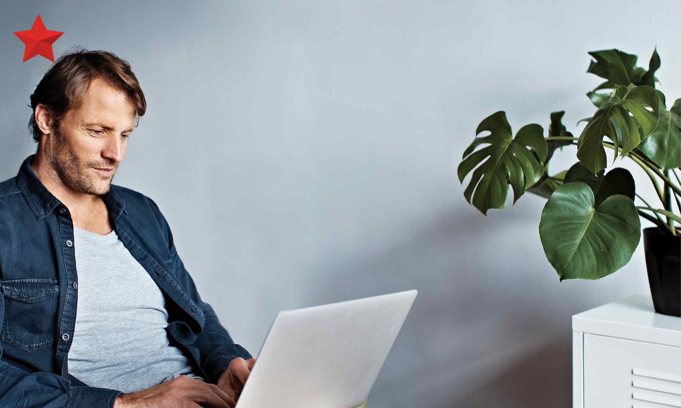 Four Reasons Why You Need a Business Blog (And Two Easy Ways to Start)