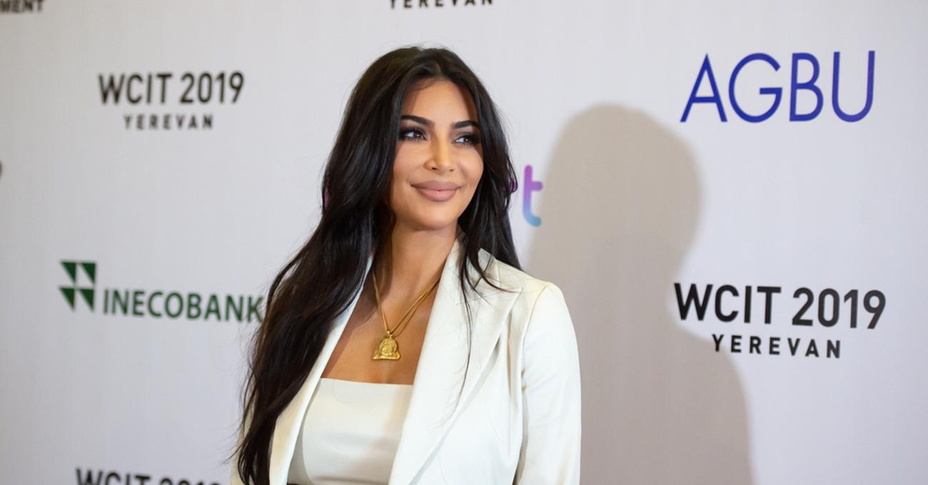 How Much Does Kim Kardashian Weigh? | Retire Fearless