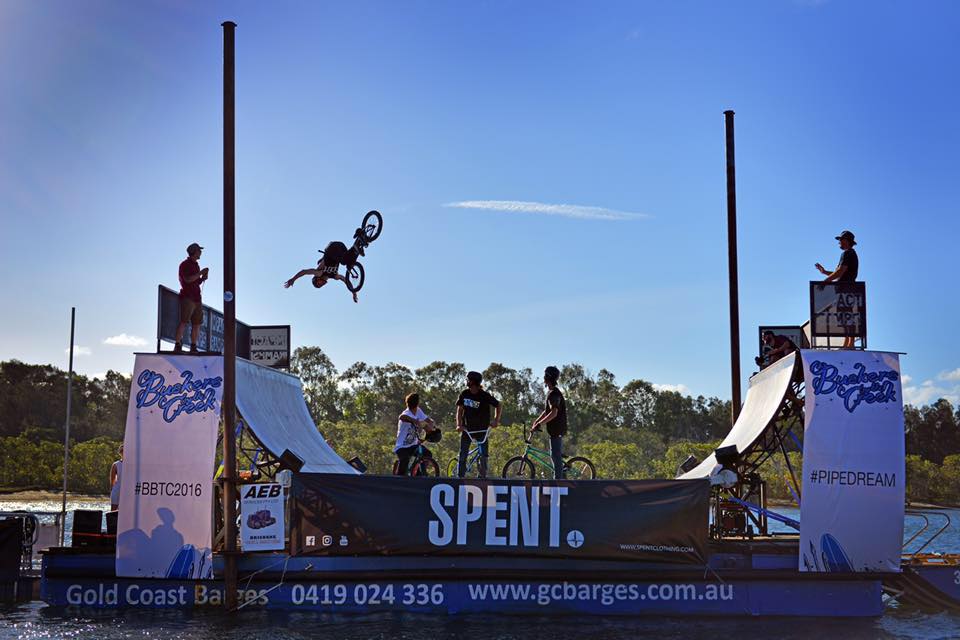 Buskers By The Creek Dumb Barge Floating Platform Hire Gold Coast