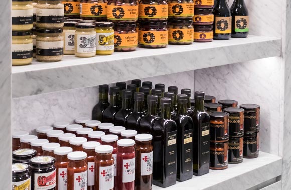 Sauces, vinegars and oils