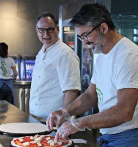 Maurizio Raspa och Stefan Adakis har förverkligat drömmen om ett helt nytt pizzakoncept där smaken och kvalitén står i centrum.