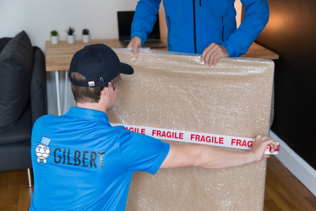 Gilbert, une jeune startup spécialisée dans le stockage de vos cartons, que vous vivez seul en coloc