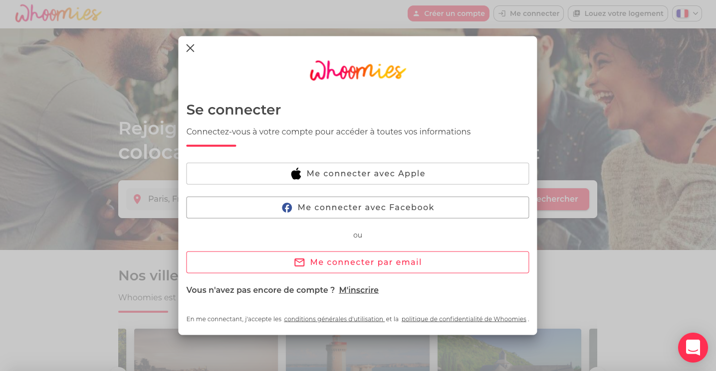 pop up de connexion avec Apple Facebook our par email sur le site Whoomies