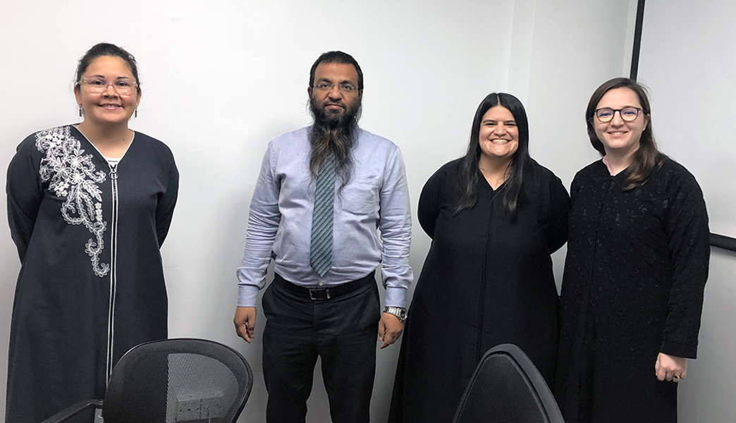 Dalila Llovera, Mr. Mohamed Abdulhai, Arely Armendaiz y María Fernanda Torres