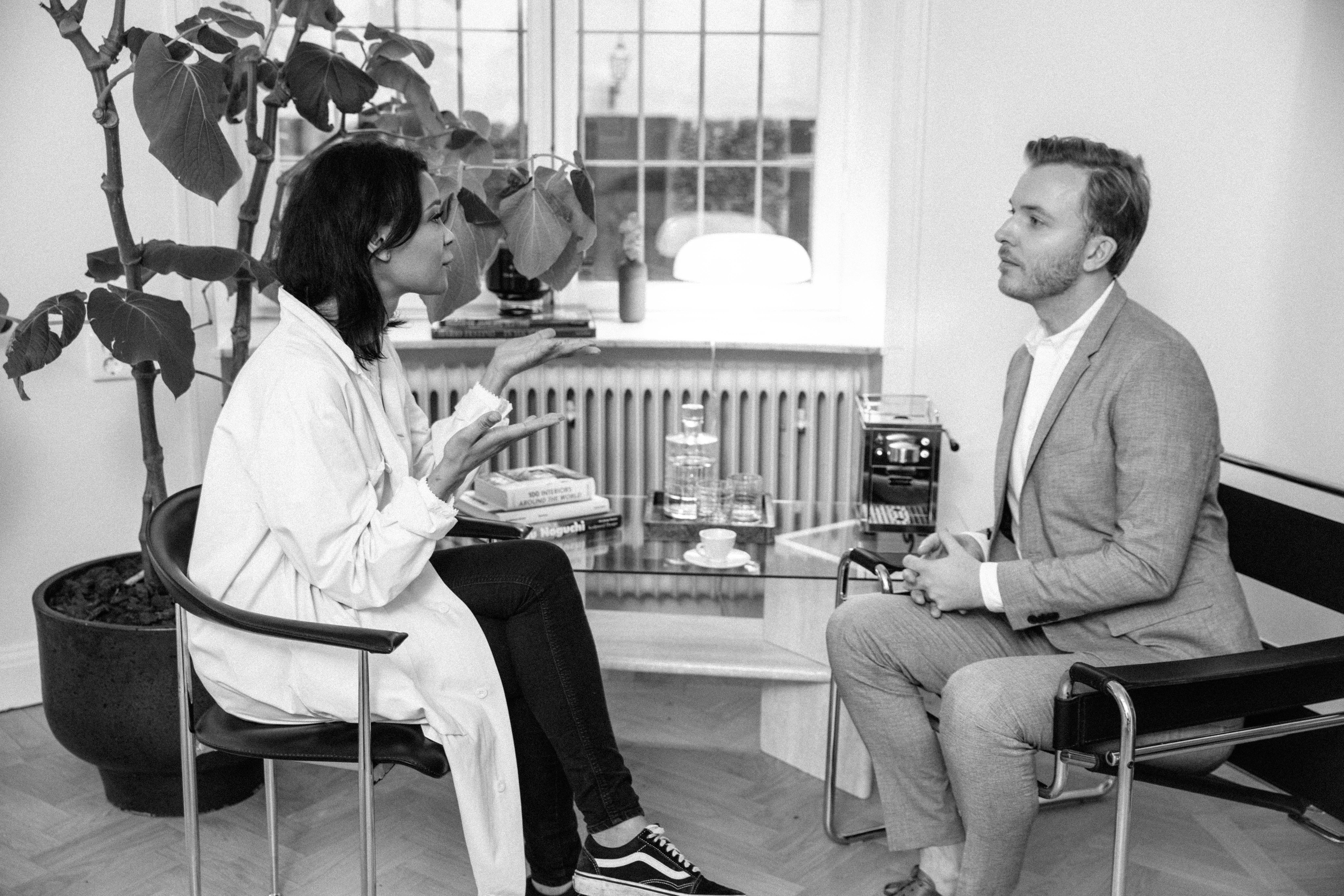 Få konsultation & rådgivning kring håravfall, hårtransplantation, hårväxt och skäggväxt