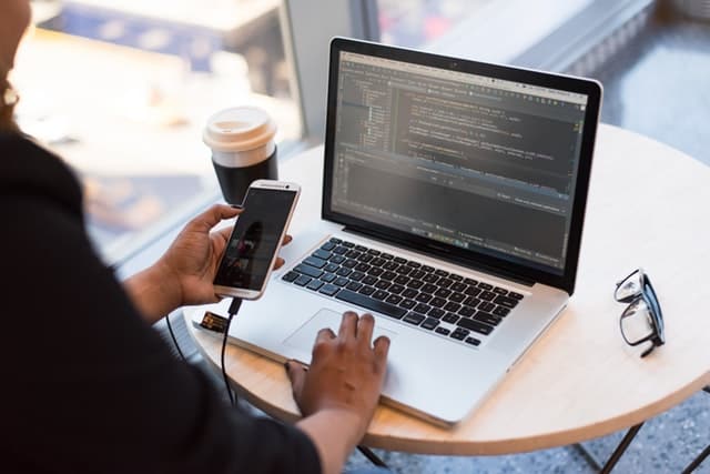 membuat mobile app menggunakan react native