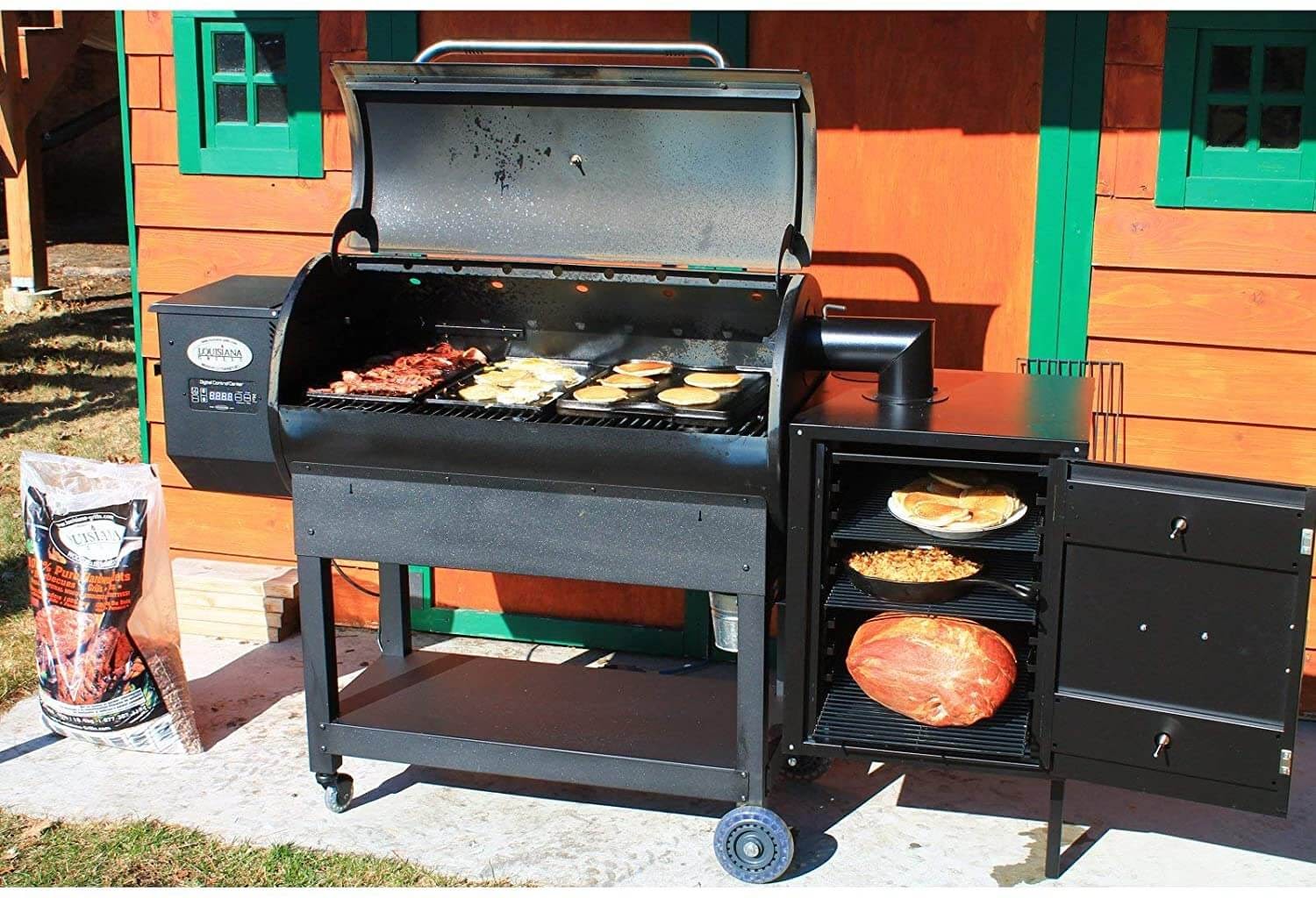 Louisiana Grills Country Smoker