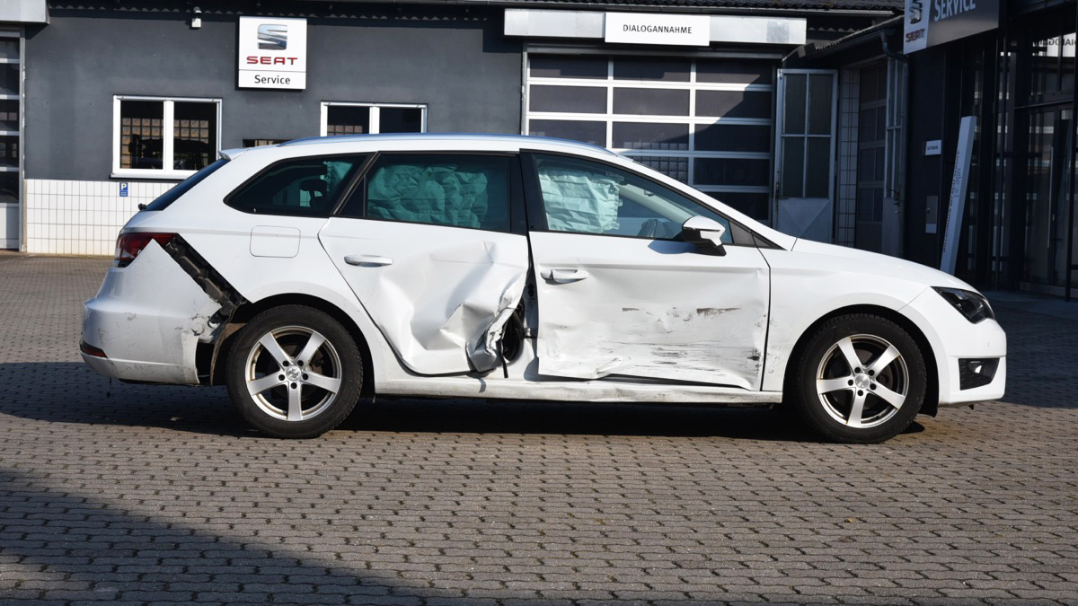 KFZ-Schäden und Bewertung als Leistung der Obstoj & Leykamm KFZ-Sachverständige in Nürnberg