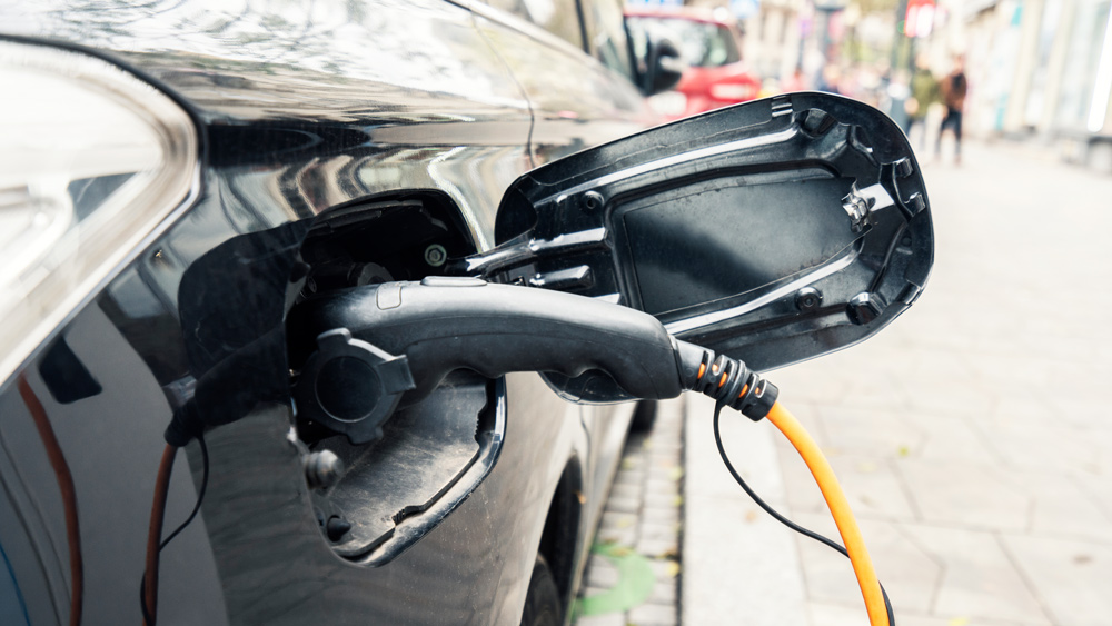 Begutachtung von Elektro- und Hybridfahrzeugen bei der Obstoj & Leykamm KFZ-Sachverständige in Nürnberg