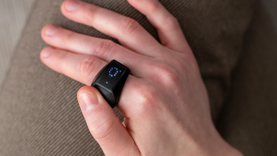 wave for work ring in use