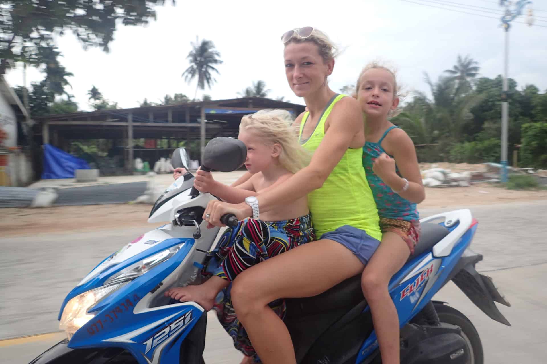 Familie auf Weltreise Thailand Leichsenring
