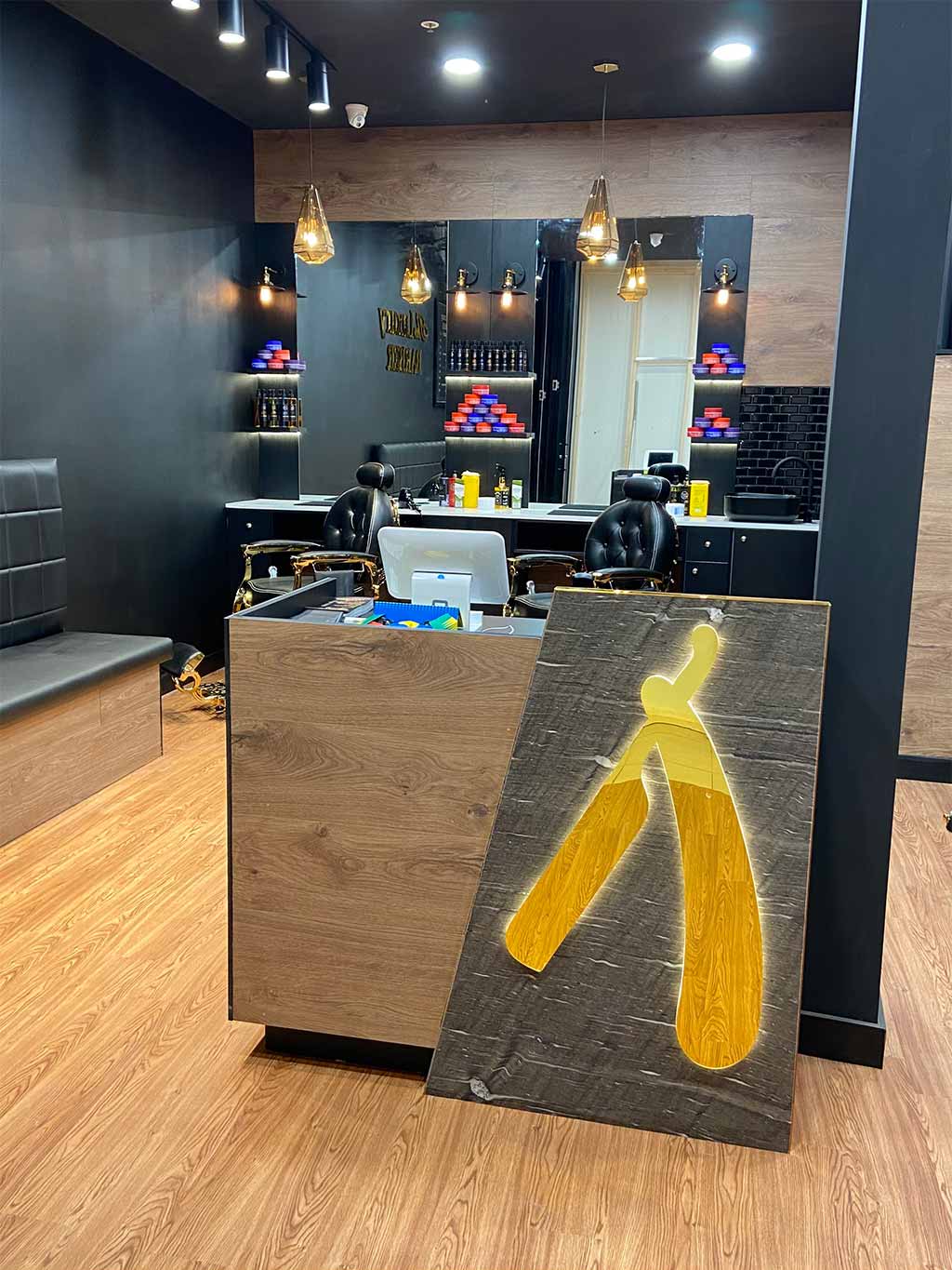 The Luxury Barber - now open at Toormina Gardens