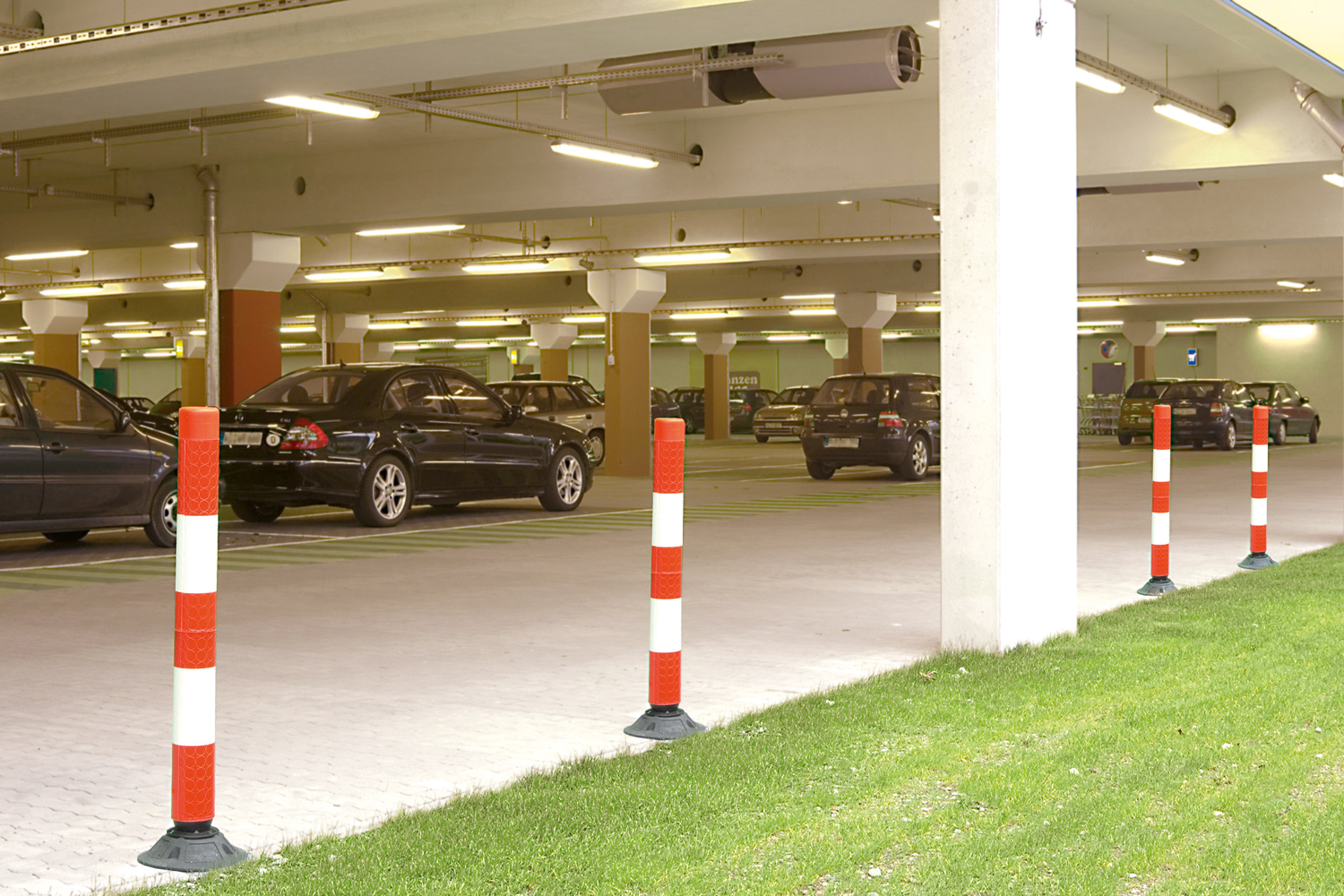 Traffic Line EU Flexible Post