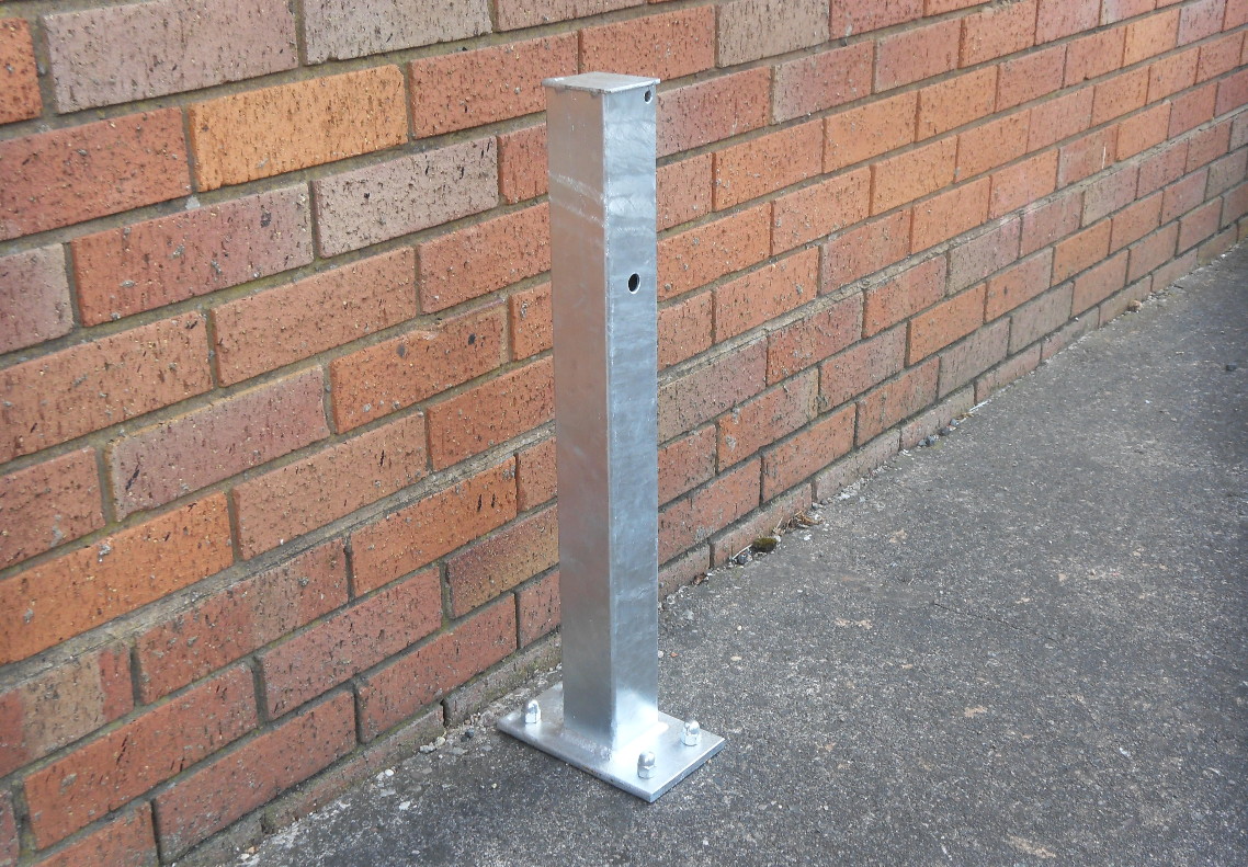 Floor Mounted Post