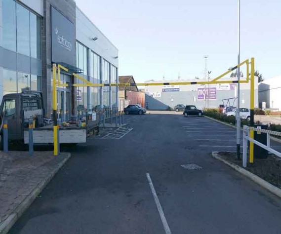 Swinging Height Barrier 6M-12M UK
