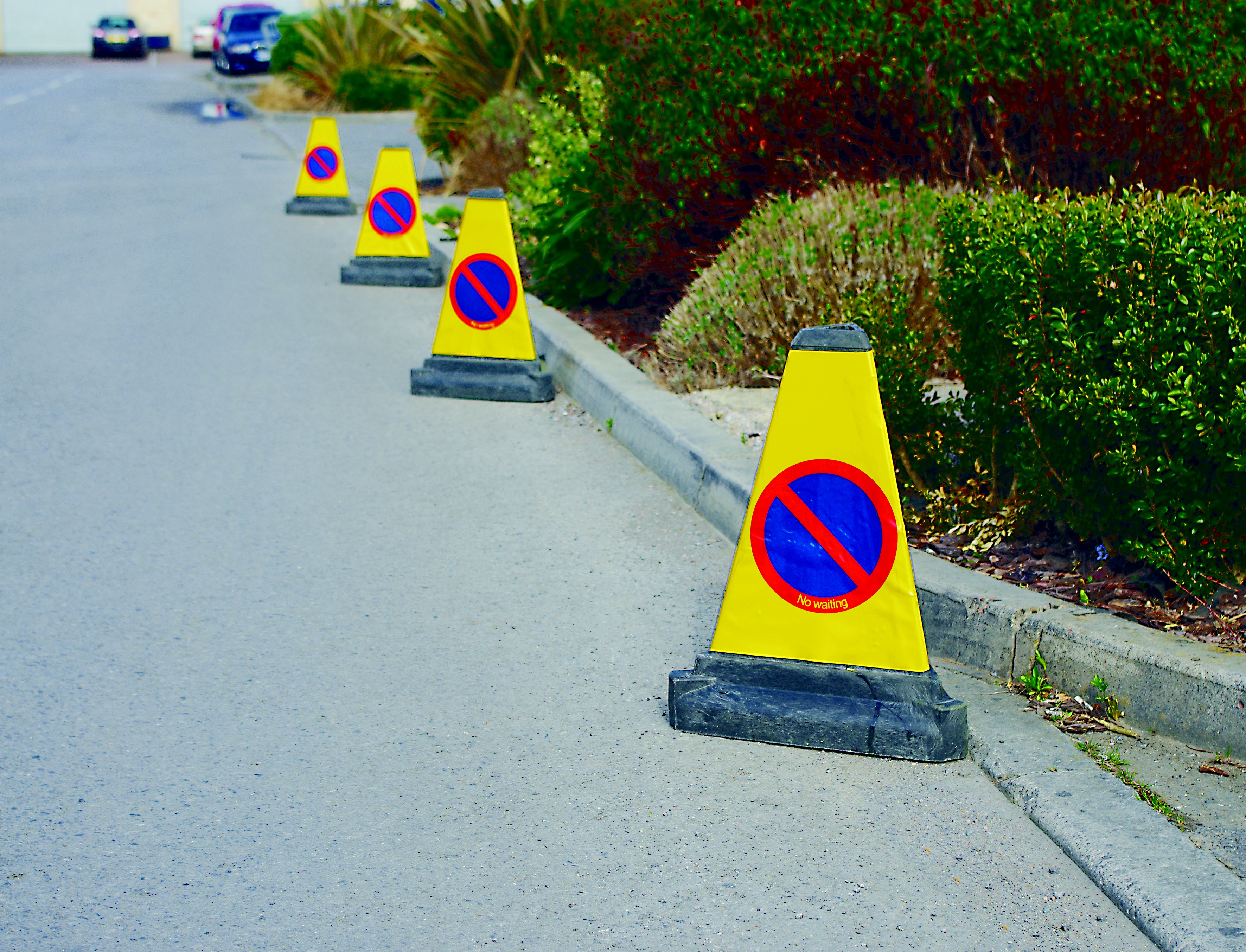 No Waiting Cones