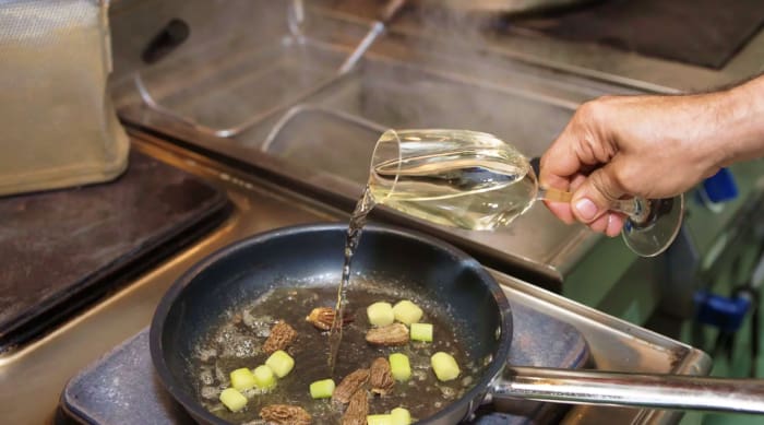 Dry White Wines Used in Cooking