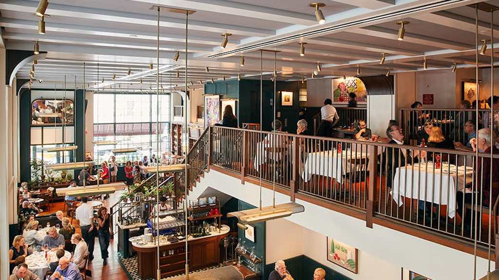 union square cafe interior