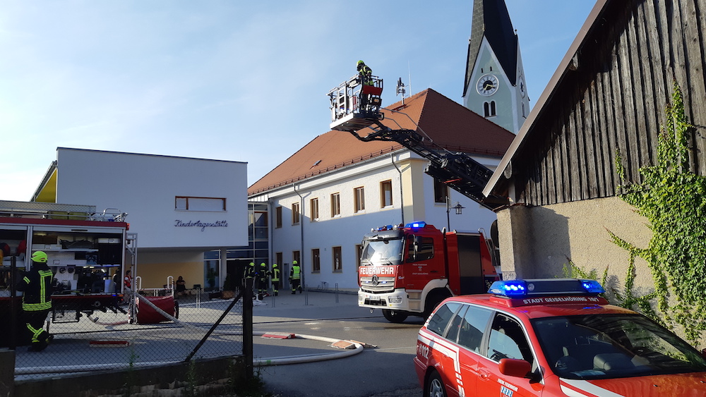 Atemschutzübung im Kindergarten - Freiwillige Feuerwehr Geiselhöring