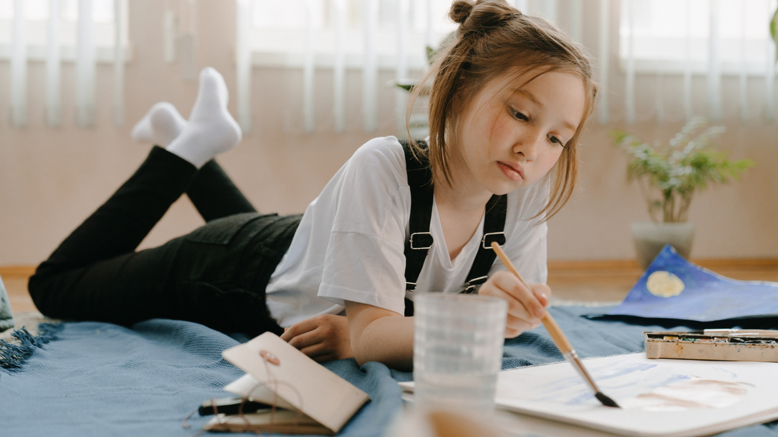 Photo of online art classes for teens