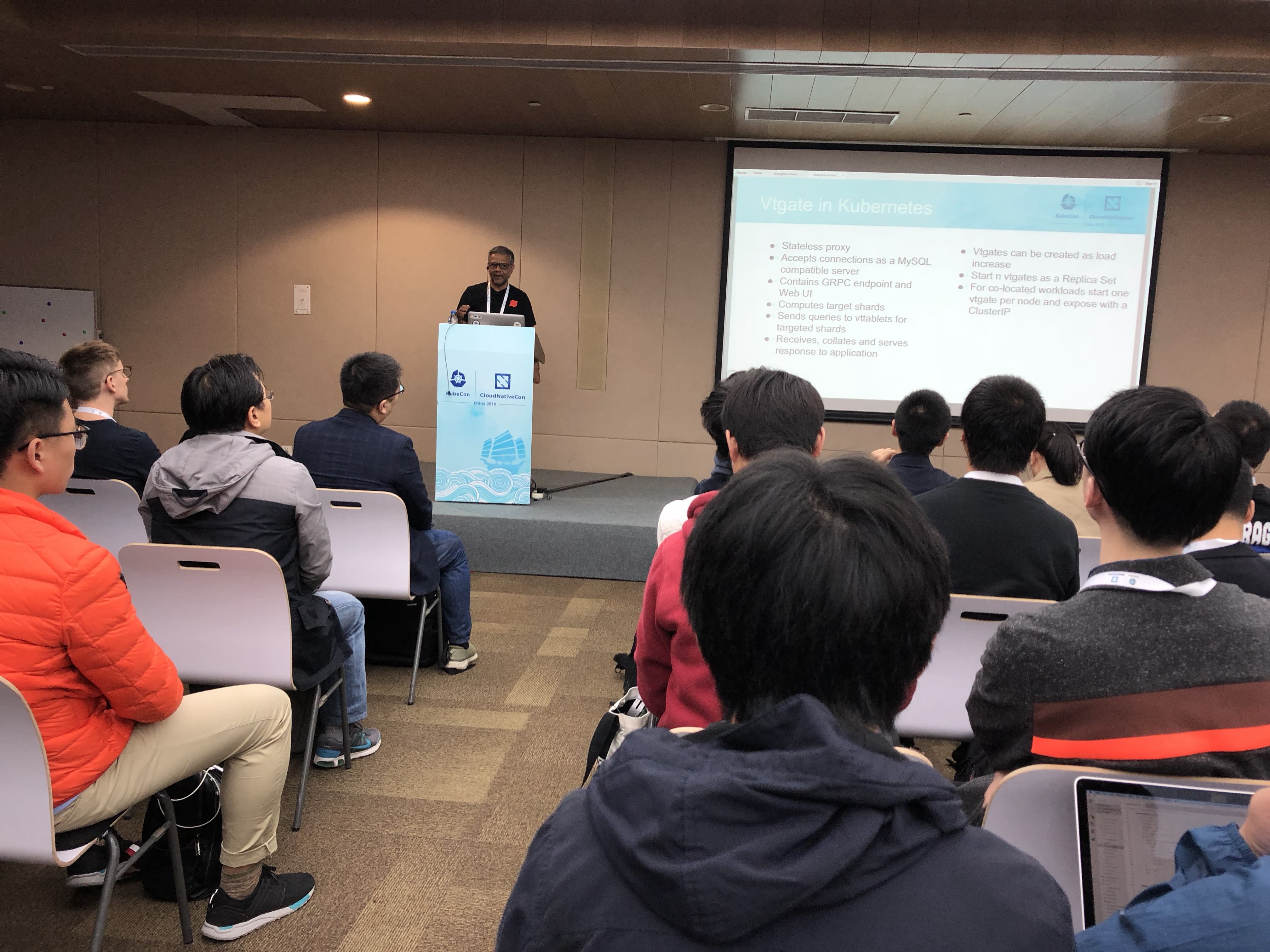 Jiten presenting at KubeCon Shanghai 2018