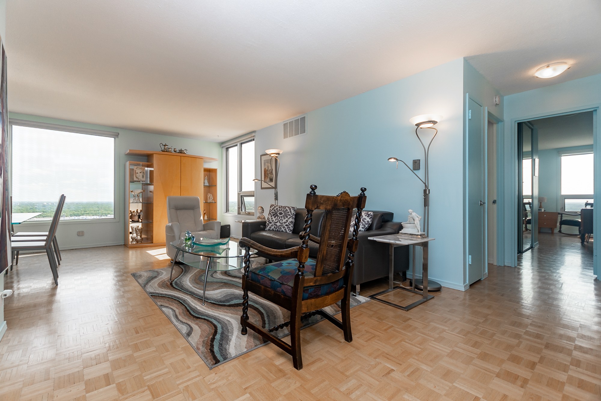 330755 Nassau Bobby Wall Winnipeg Real