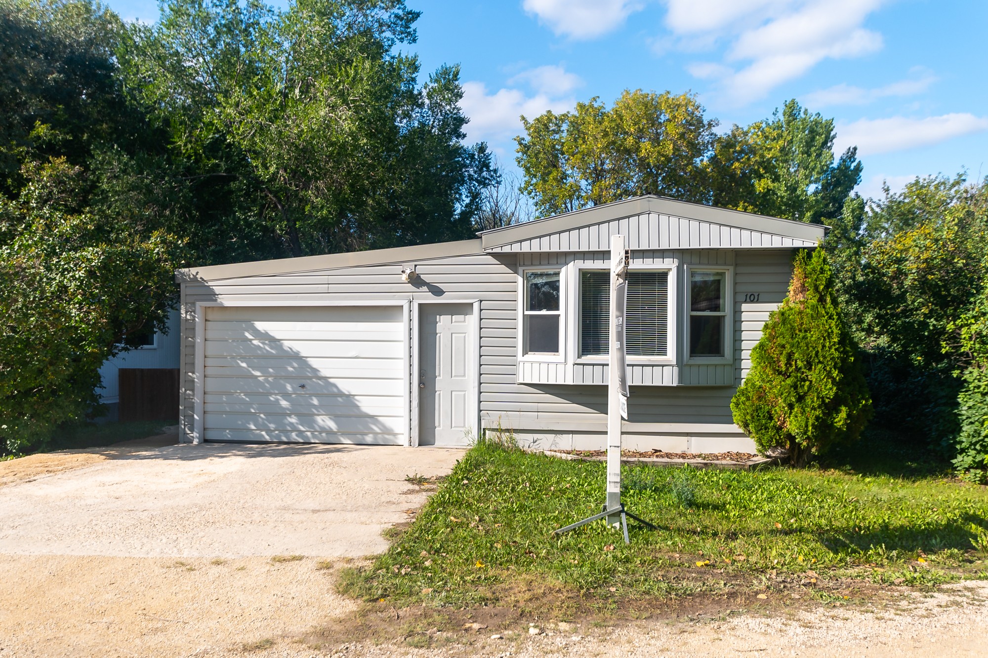 101 Ave, Ile Des Chenes Bobby Wall Homes & Estates