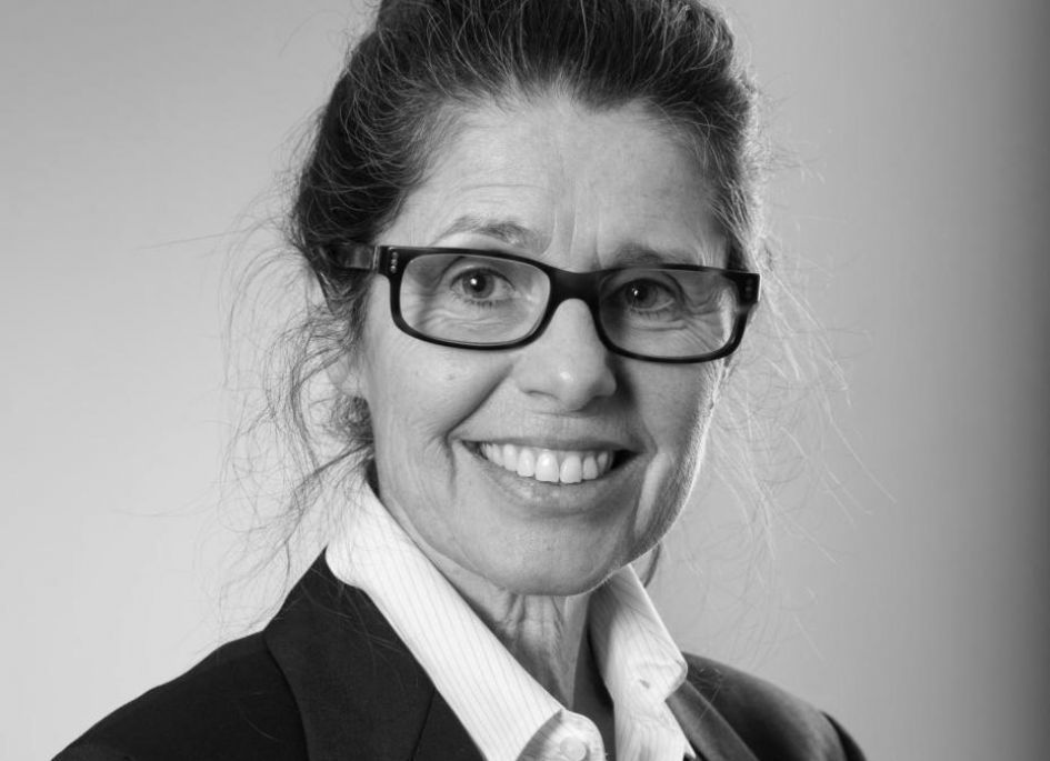Dr Lynne Lane
