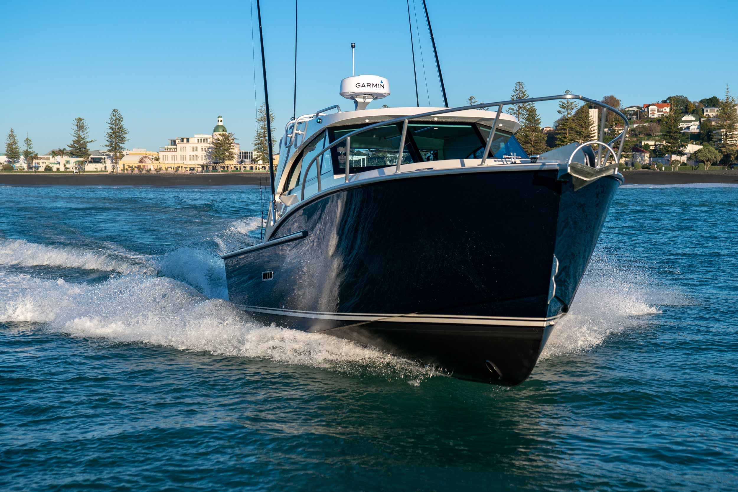 Dickey Custom 950 review excerpts - Boating NZ