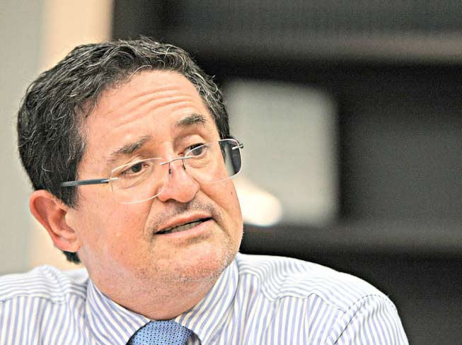 Associado da AFFEMG e Procurador do Estado, Onofre Alves, concede entrevista ao Jornal Hoje em Dia