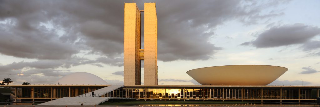 Suspensão da substituição tributária pode tirar R$ 150 bi dos estados