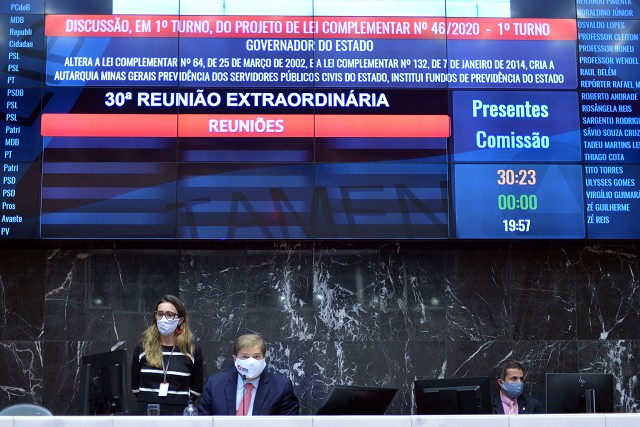 Sem fazer diálogo, Zema leva o 4º substitutivo da reforma nas costas