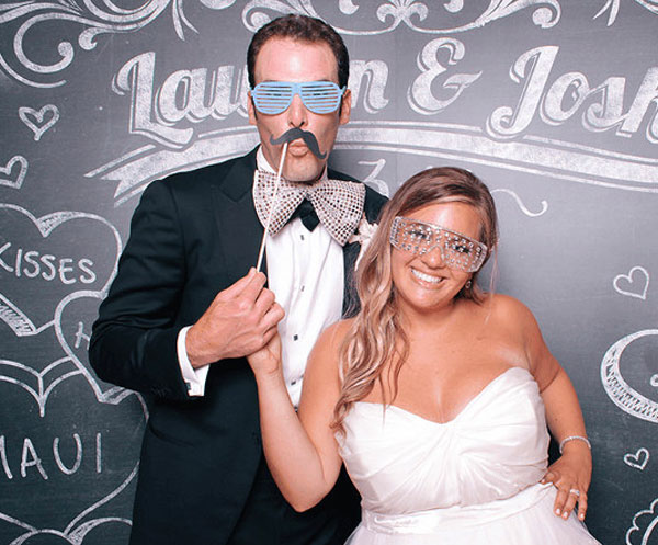 couple in photobooth