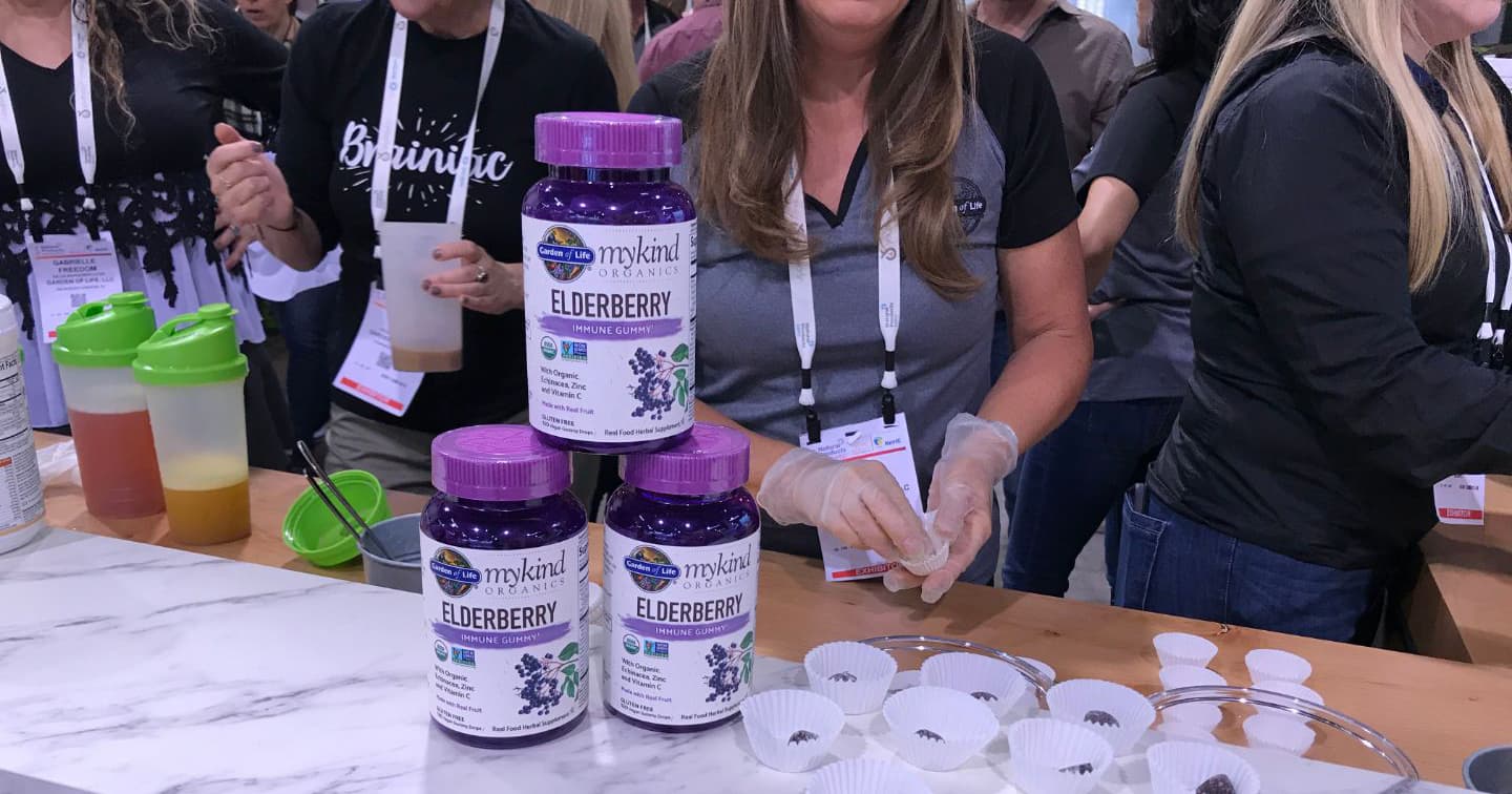 Best Practices for Sampling Food Products in Your Trade Show Exhibit