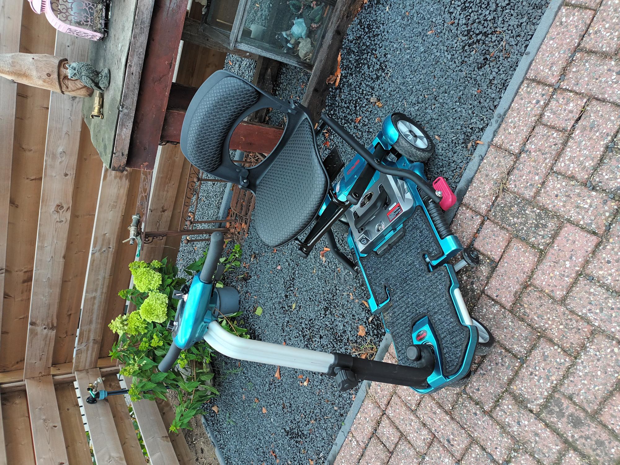 Voorzijaanzicht scootmobiel