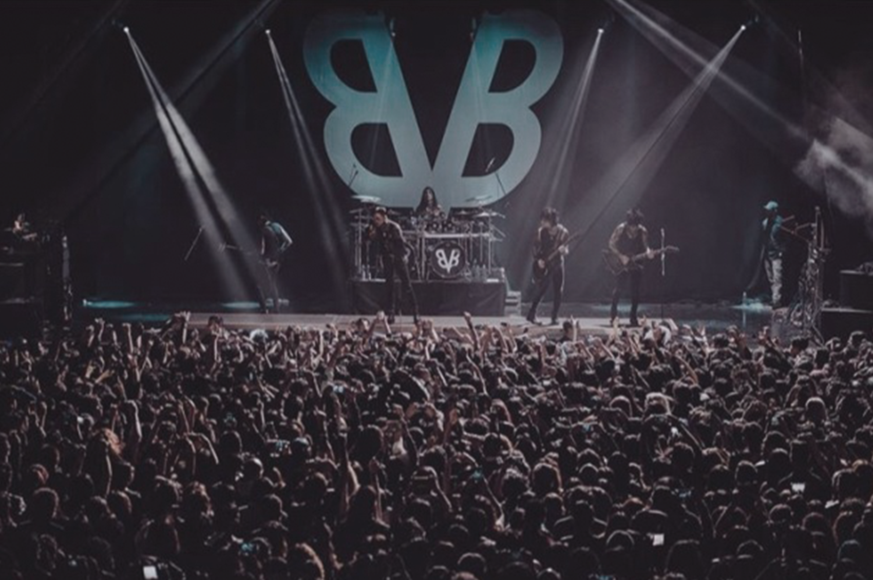 Black Veil Brides gig with flashing light precautions due to Jinxx's epilepsy