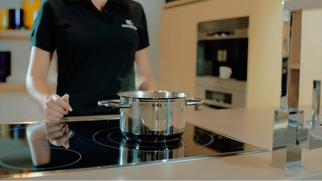 Remove Hot Pan Stains from Dekton Surfaces