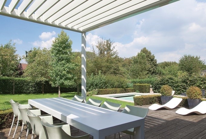 Pergola Algarve med roterende tak
