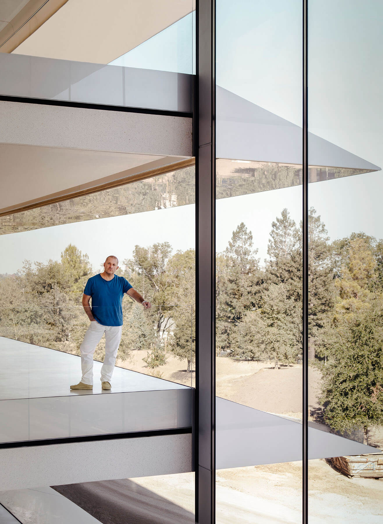 Jony Ive Apple HQ