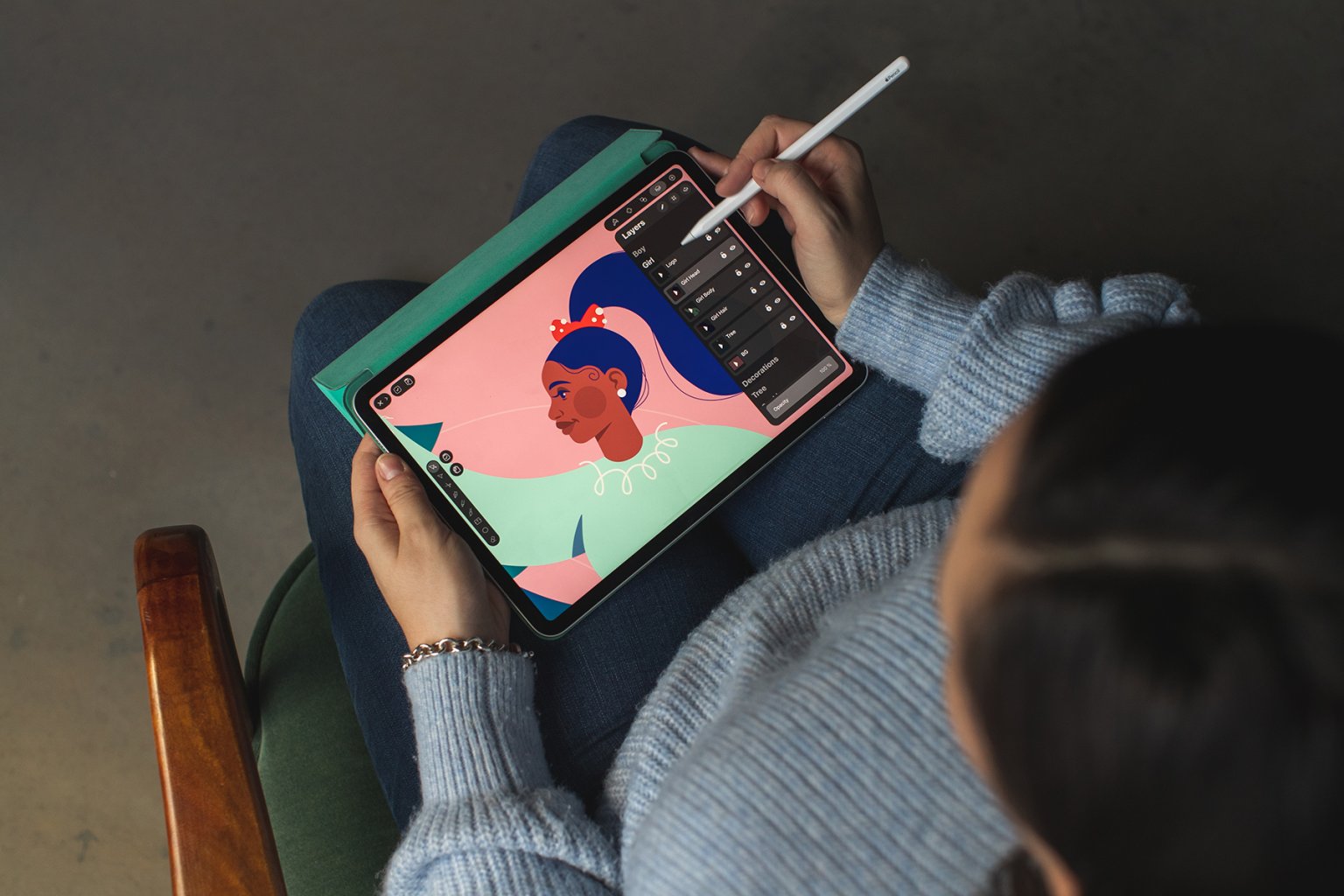 Maddy Zoli drawing in vectornator