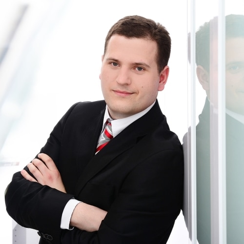 Webinar Host Frederik Schröder